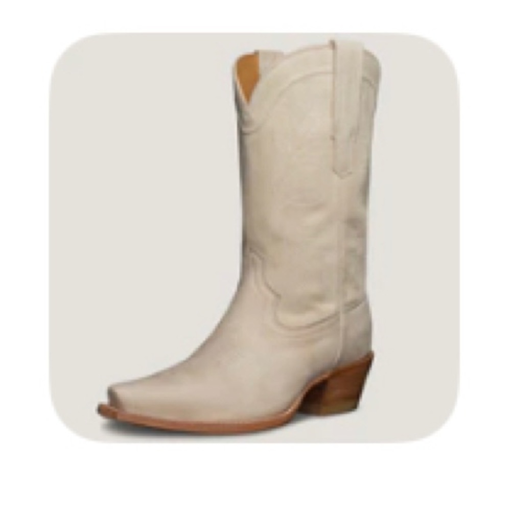 Tecovas Boots size 6. Like new. Worn few times.